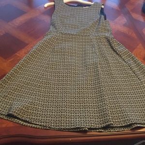 Size 6 Black and white dress